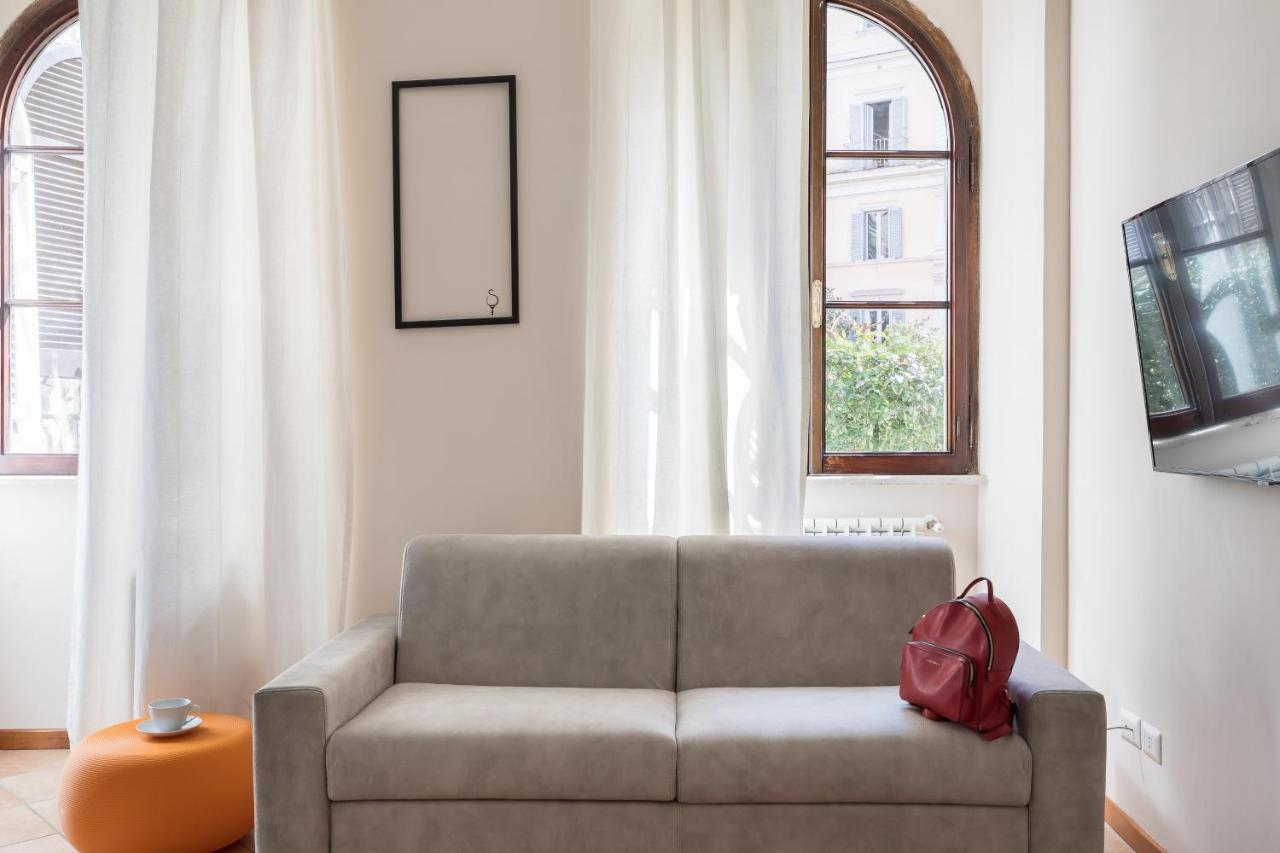 A World Aparts - 40 Sforza Rome Exterior photo